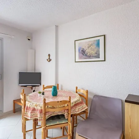 Les Pescadieres-4 By Interhome *