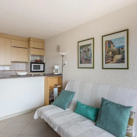 Lägenhet Les Pescadieres-4 By Interhome Le Lavandou