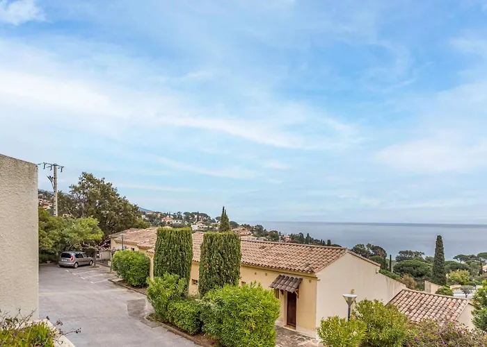 Apartmán Les Pescadieres-4 By Interhome Le Lavandou