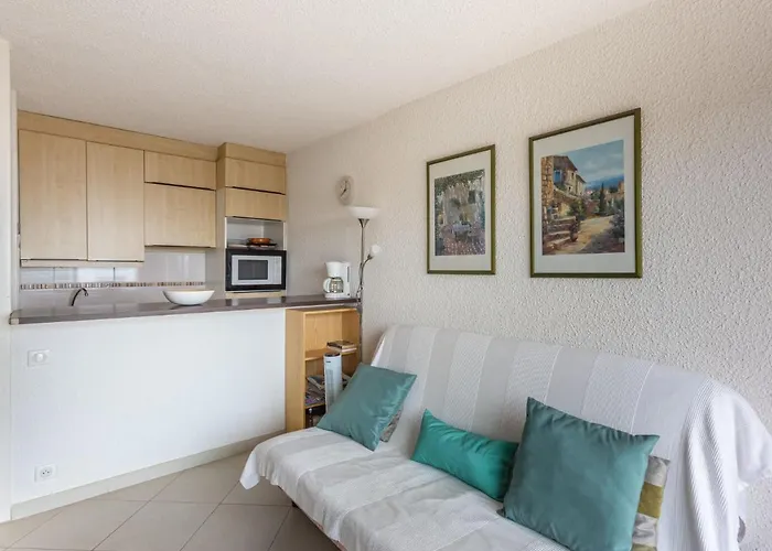 Appartement Les Pescadieres-4 By Interhome Le Lavandou